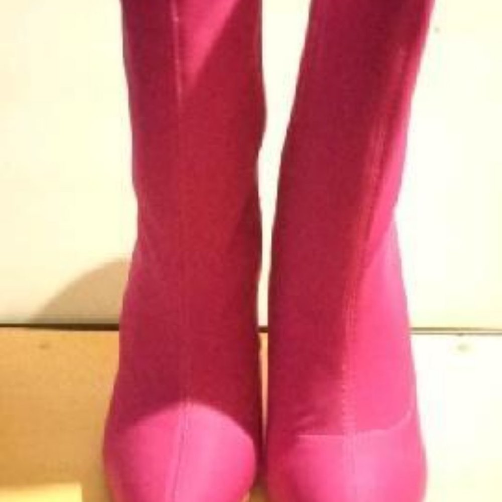 Shoes - Picture 4 of 5